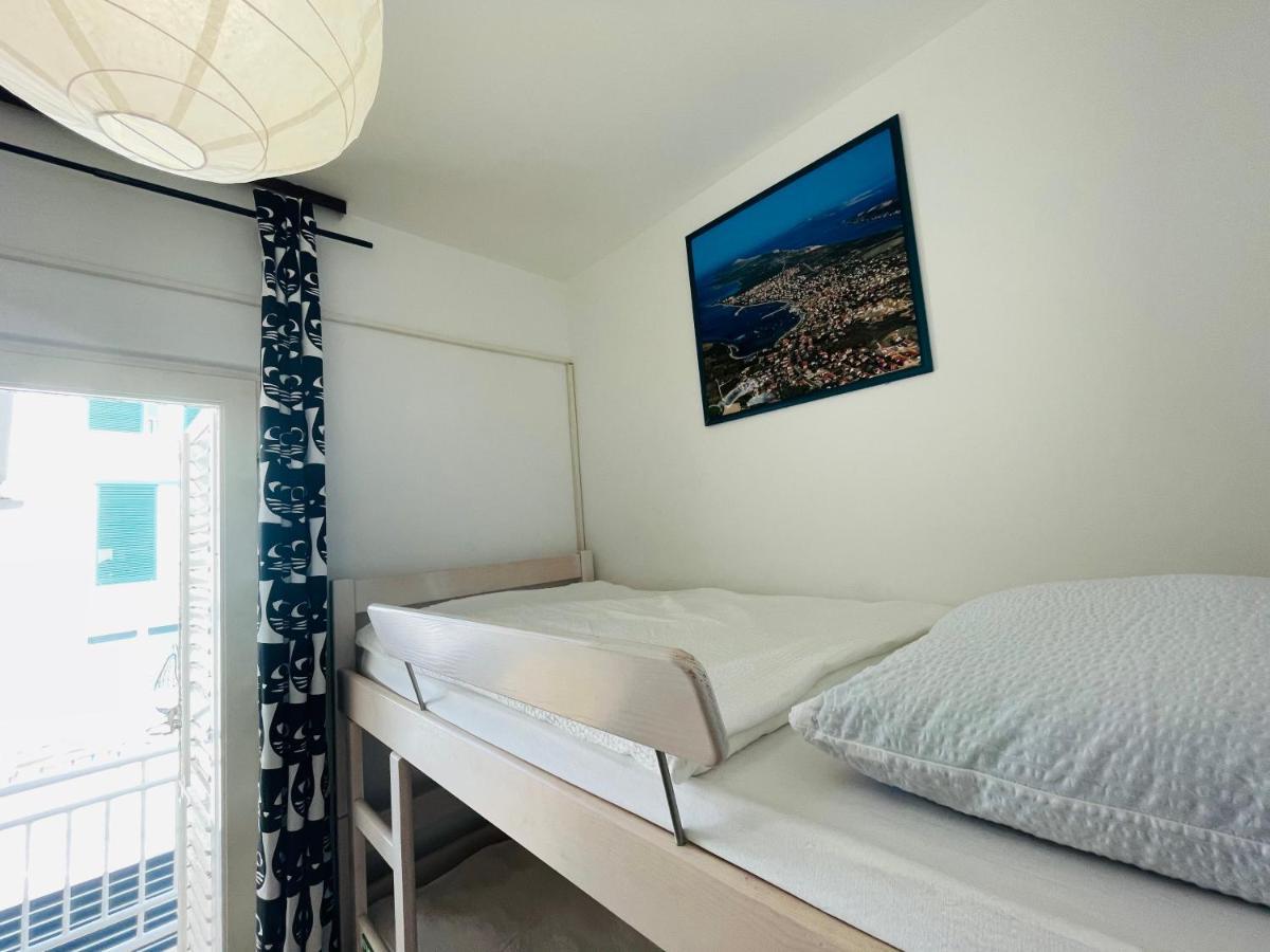 Central Single House With Parking-Top Location! نوفاليا المظهر الخارجي الصورة
