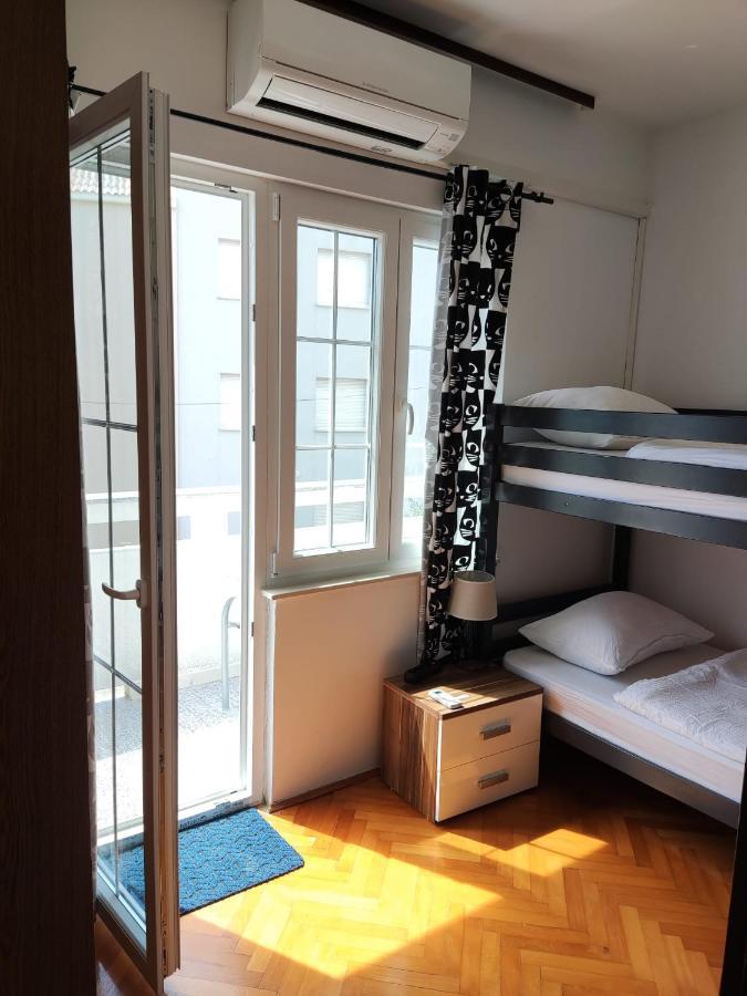 Central Single House With Parking-Top Location! نوفاليا المظهر الخارجي الصورة