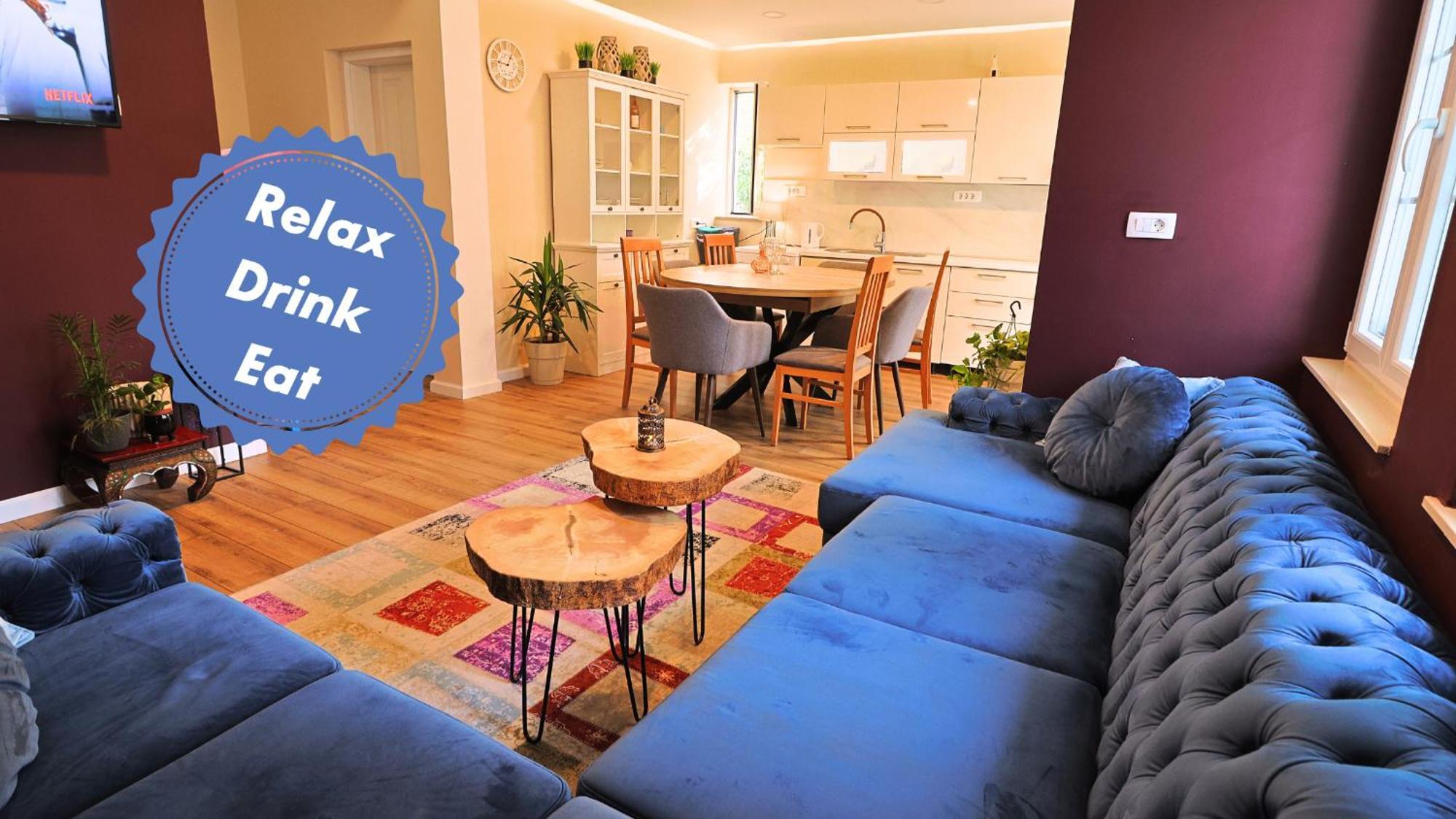 Central Single House With Parking-Top Location! نوفاليا المظهر الخارجي الصورة