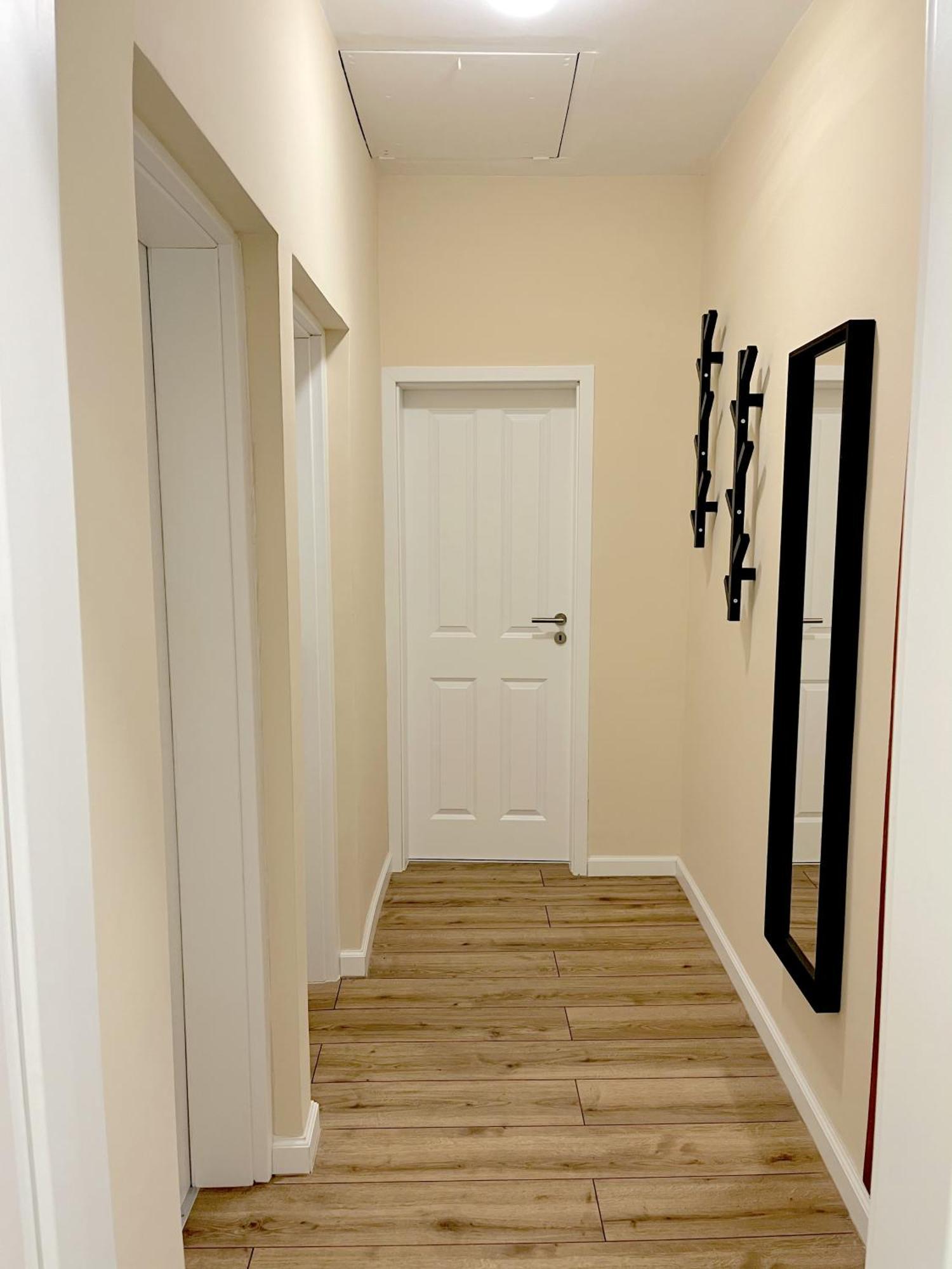 Central Single House With Parking-Top Location! نوفاليا المظهر الخارجي الصورة