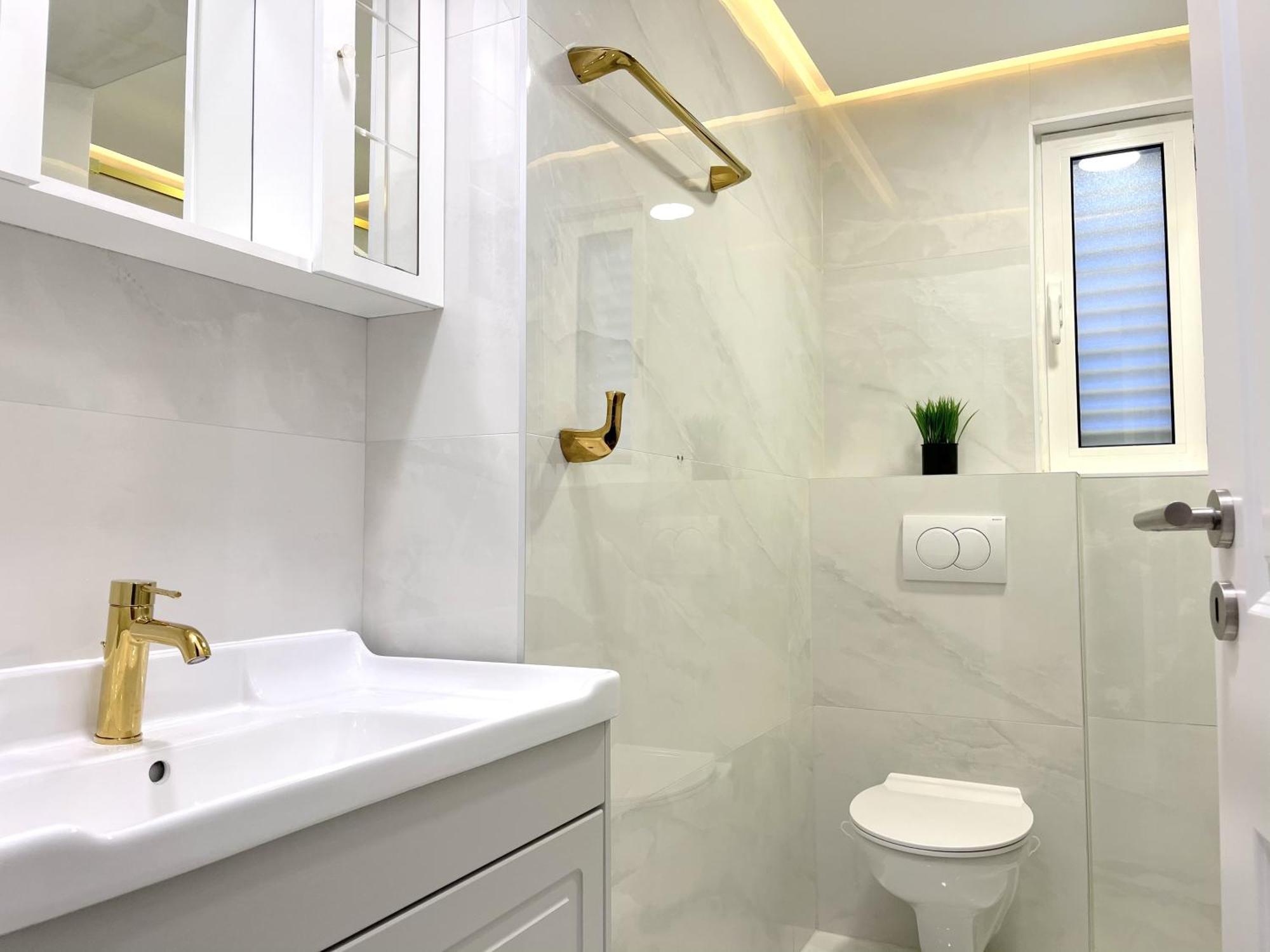 Central Single House With Parking-Top Location! نوفاليا المظهر الخارجي الصورة