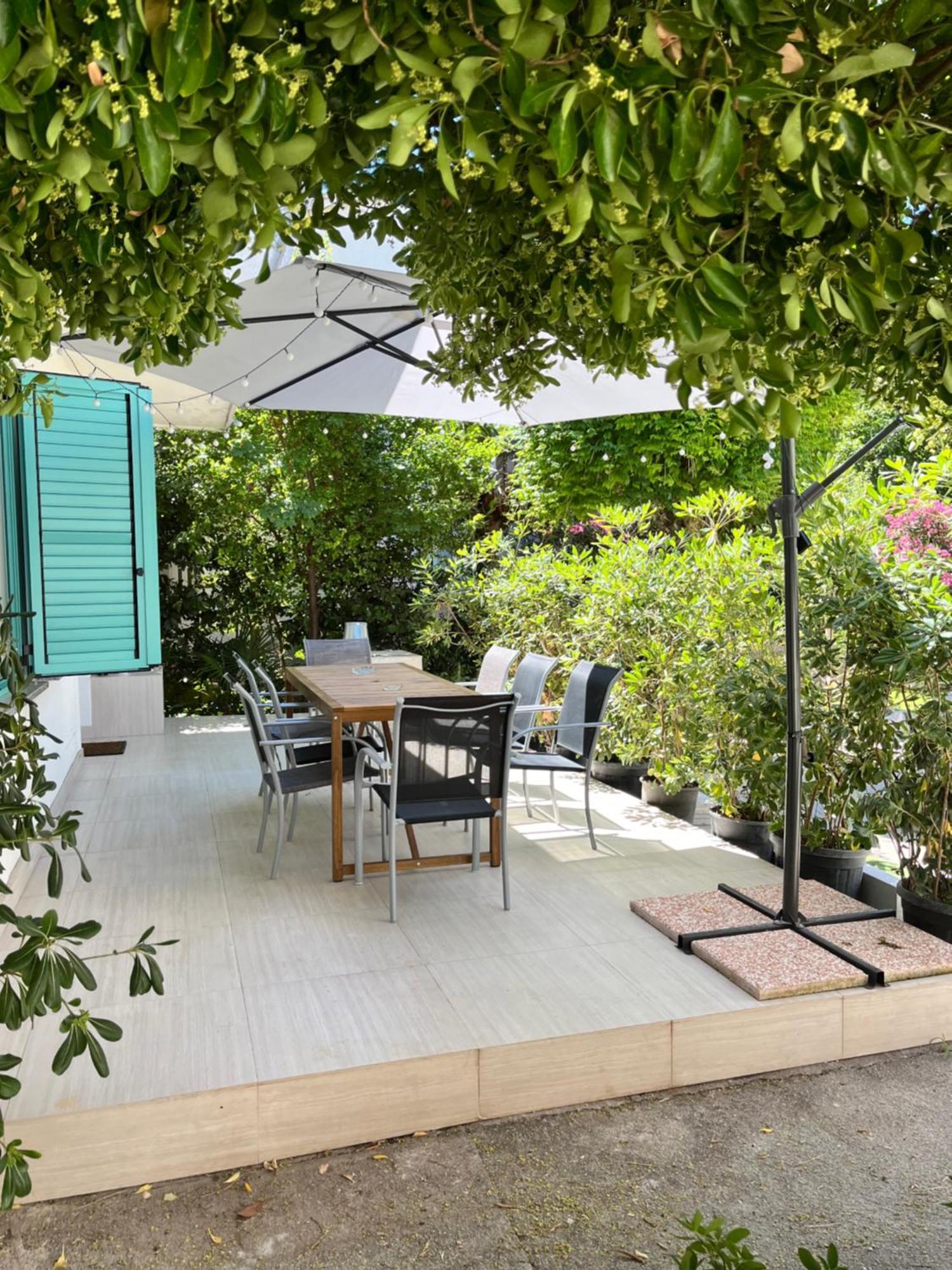 Central Single House With Parking-Top Location! نوفاليا المظهر الخارجي الصورة